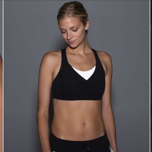 Lululemon in a flash reflective sports bra